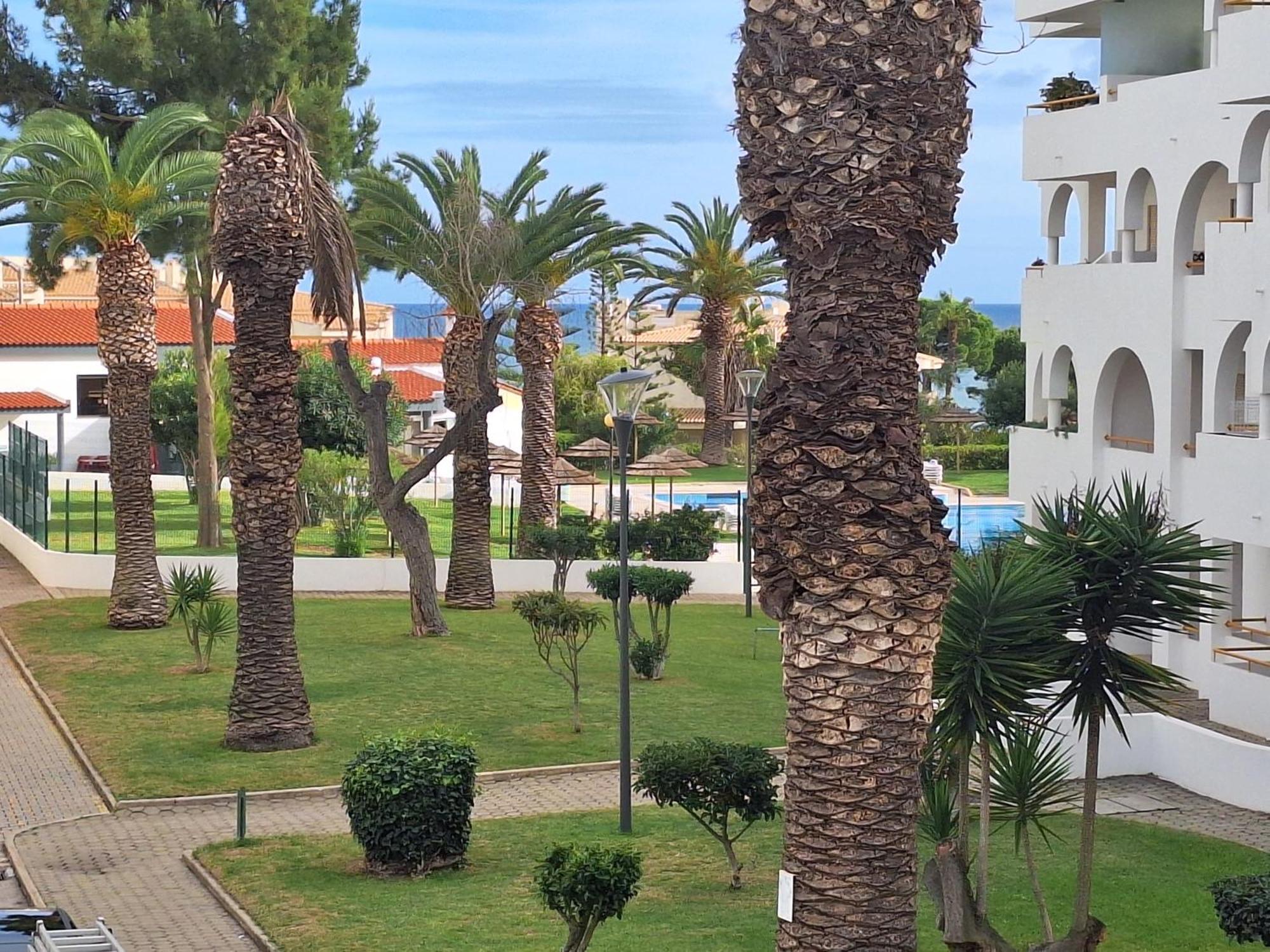 Palmeira Sol- 2 Bedrooms 300M From The Beach Ocean View Porches  Dış mekan fotoğraf